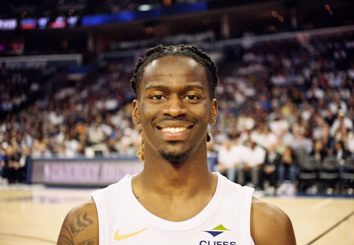 万博体育官网 - 万博体育 - 深度解析 NBA 合同中的「完全相互选项」：保障性与战略弹性的平衡术